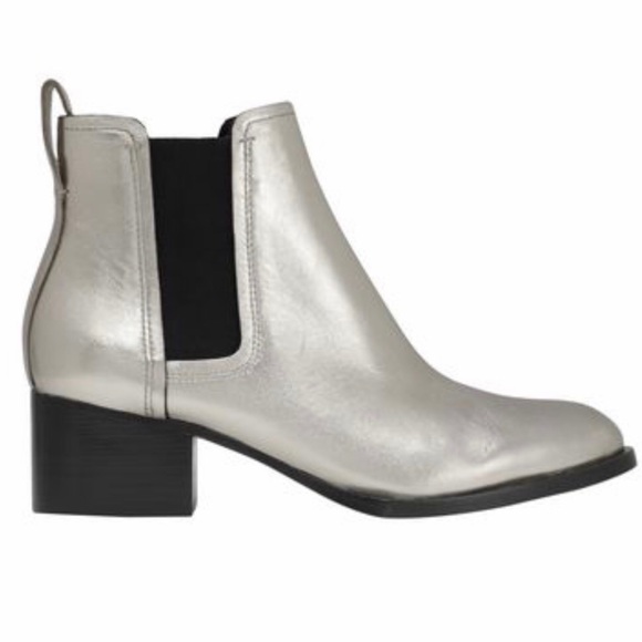 Excellent Rag & Bone Silver Leather Ankle Booties - Picture 2 of 14